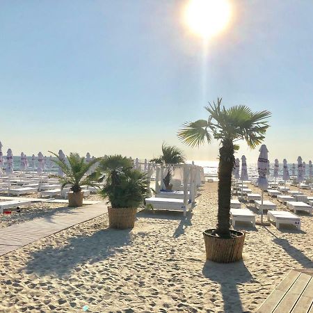 Apartament Mamaia Nord Năvodari Zewnętrze zdjęcie